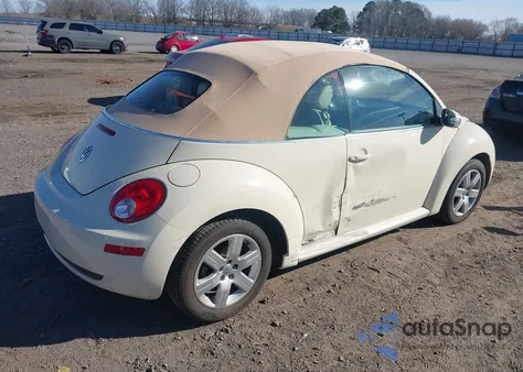 2007 Volkswagen New Beetle 2.5 z USA, uszkodzony, nr VIN 3VWRF31Y37M401834